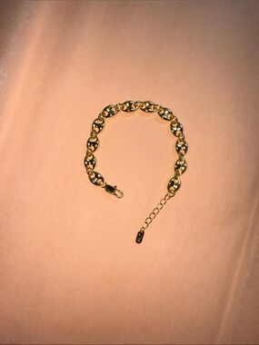 Gold Link Chain Bracelet - Elegant Women’s Jewelry